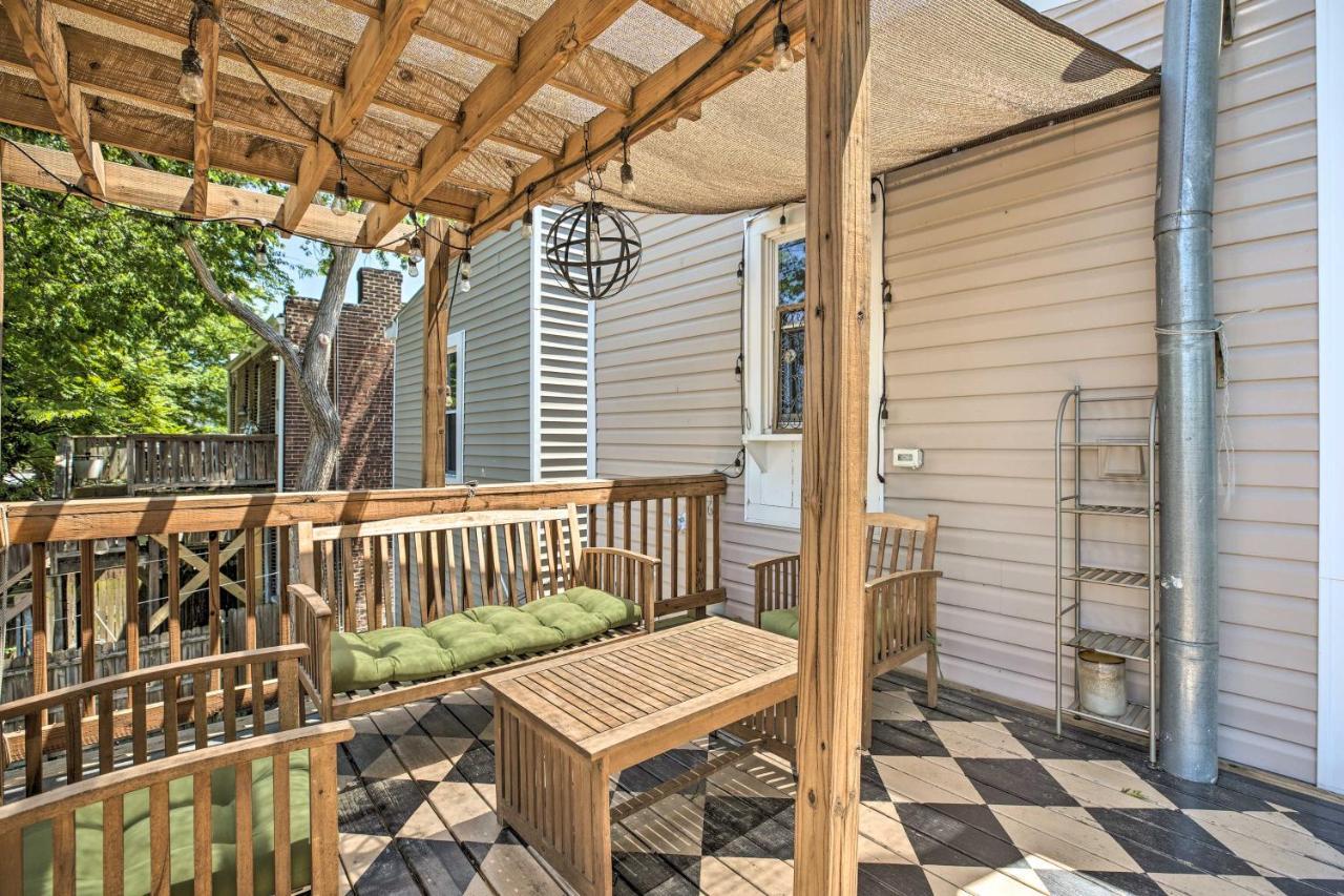 Chic Richmond Apartment With Private Deck And Patio! Exterior photo